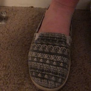 Grey and white patterned shoes